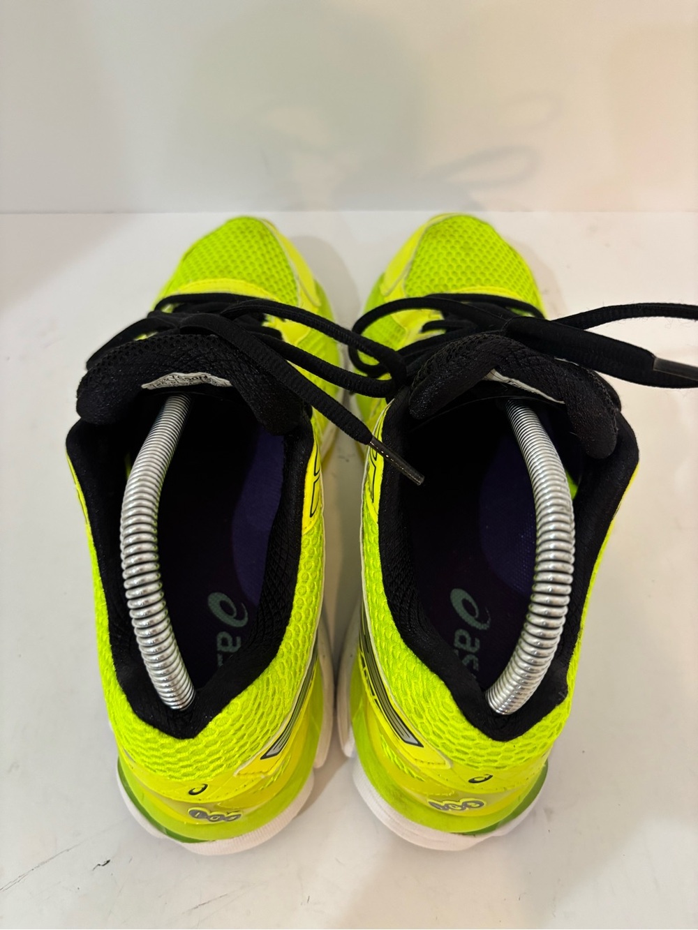 ASICS GT2000 size 8 - Picture 5 of 9